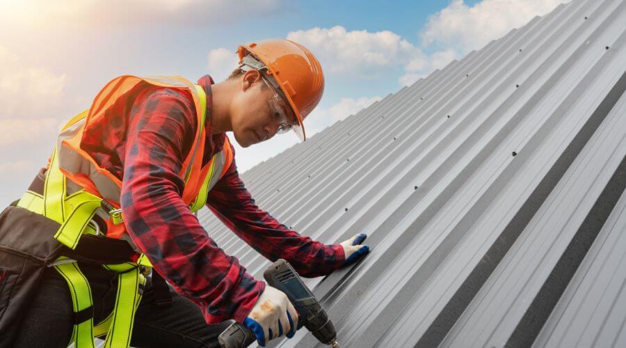 Professional Emergency Roof Repairs services in Yolyn, WV